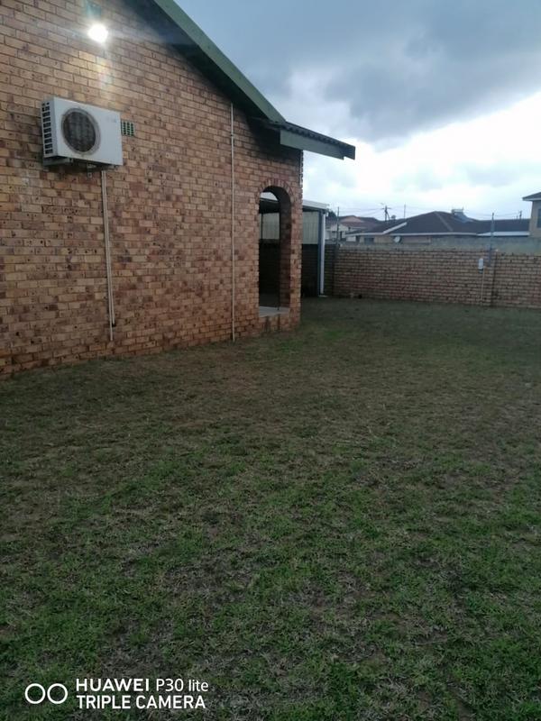 4 Bedroom Property for Sale in Brackenham KwaZulu-Natal