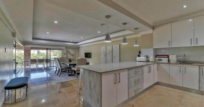 6 Bedroom Property for Sale in Izinga Estate KwaZulu-Natal