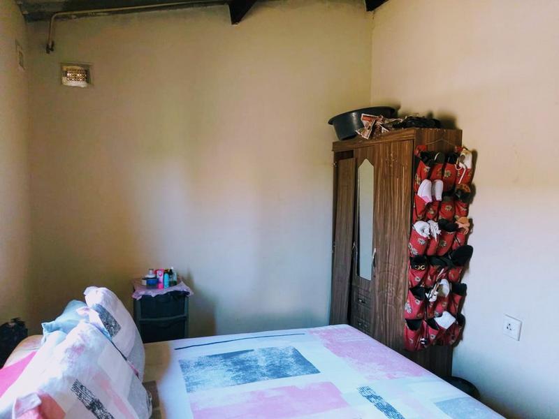 2 Bedroom Property for Sale in Kwamashu KwaZulu-Natal