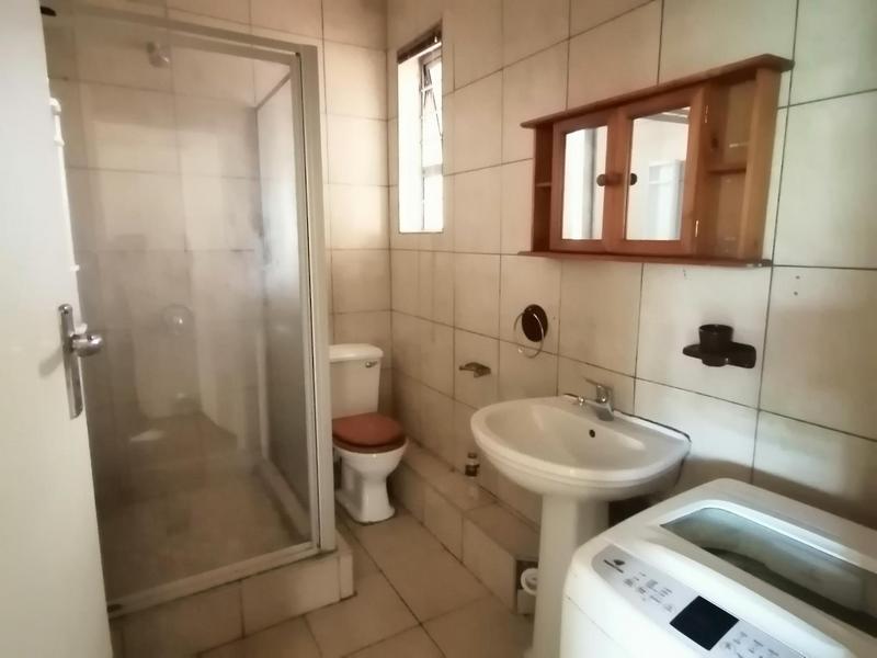 2 Bedroom Property for Sale in Overport KwaZulu-Natal