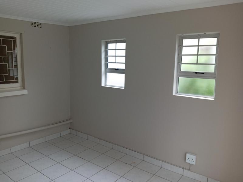 2 Bedroom Property for Sale in Scottburgh KwaZulu-Natal