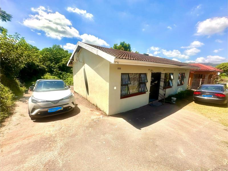 3 Bedroom Property for Sale in Kwandengezi KwaZulu-Natal