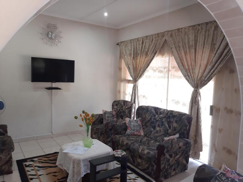 3 Bedroom Property for Sale in Umzinto KwaZulu-Natal