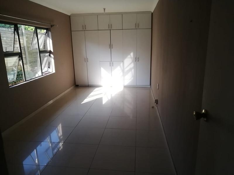 To Let 2 Bedroom Property for Rent in Bluff KwaZulu-Natal