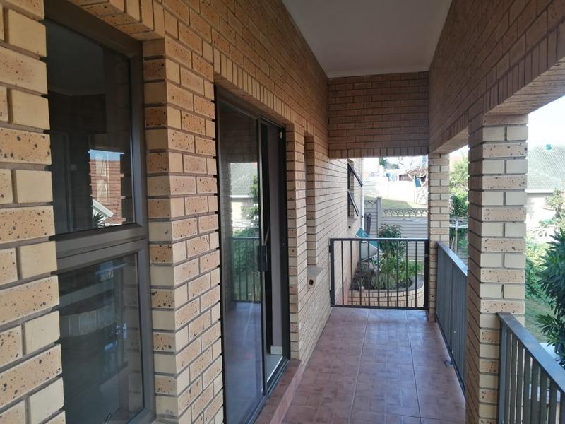 To Let 2 Bedroom Property for Rent in Bluff KwaZulu-Natal