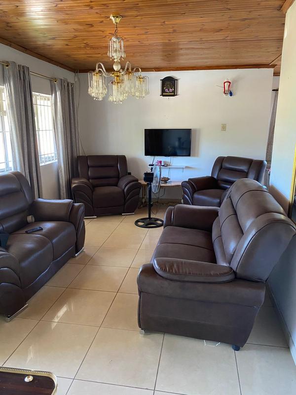 To Let 2 Bedroom Property for Rent in Red Hill KwaZulu-Natal