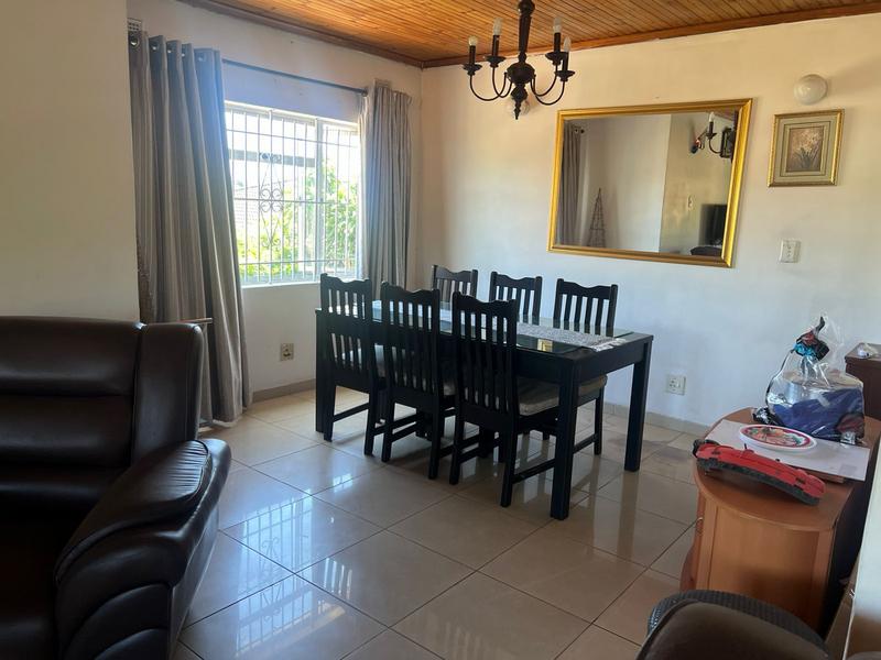 To Let 2 Bedroom Property for Rent in Red Hill KwaZulu-Natal