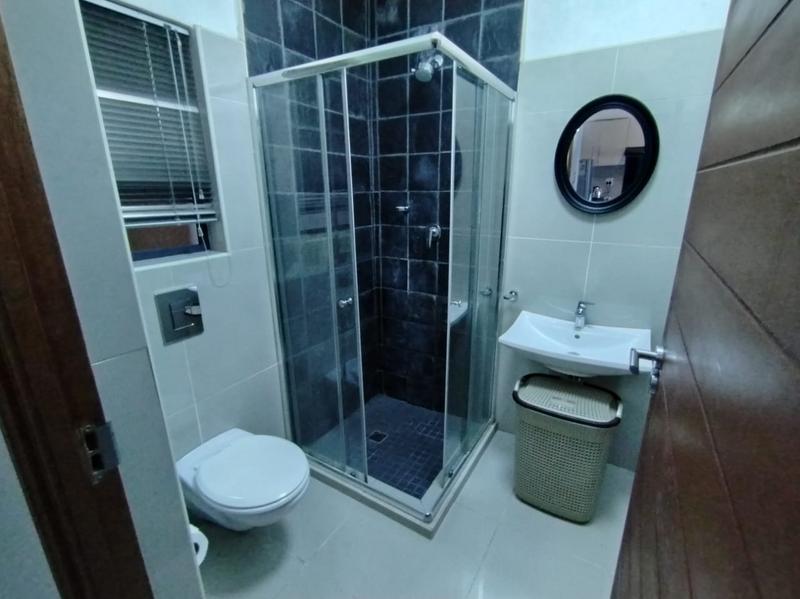 To Let 1 Bedroom Property for Rent in Umhlanga KwaZulu-Natal