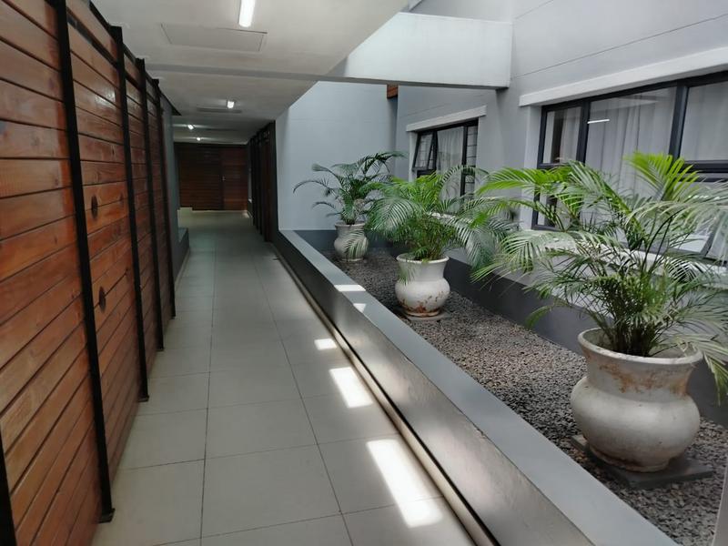 To Let 1 Bedroom Property for Rent in Umhlanga KwaZulu-Natal