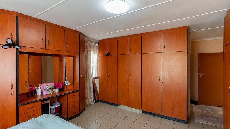 4 Bedroom Property for Sale in Somerset Park KwaZulu-Natal