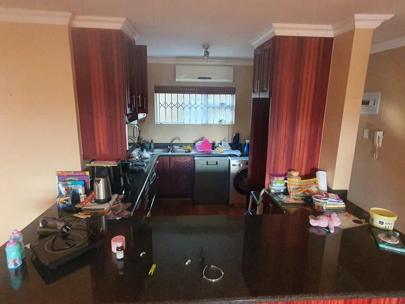 2 Bedroom Property for Sale in Sunningdale KwaZulu-Natal