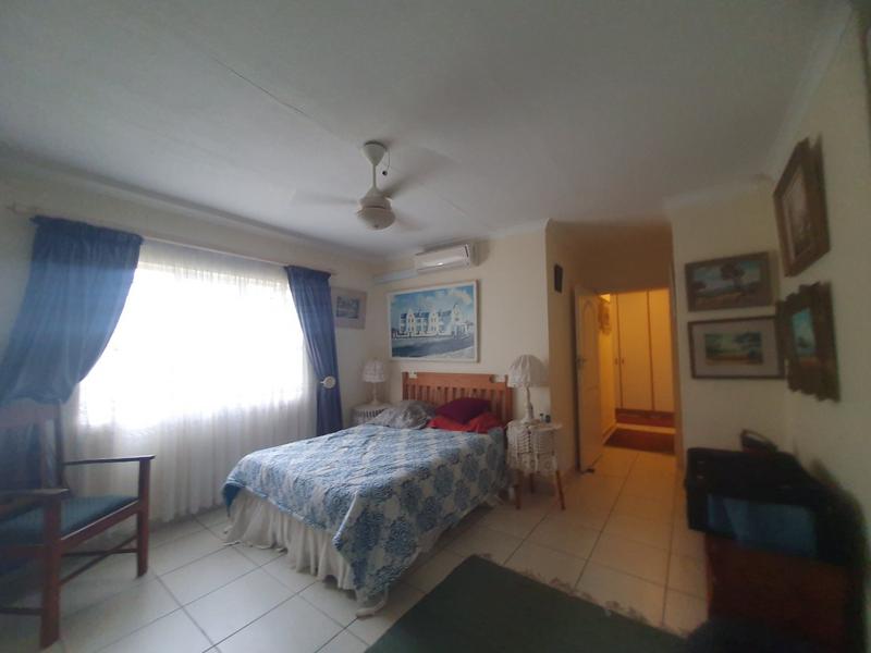 3 Bedroom Property for Sale in Umtentweni KwaZulu-Natal