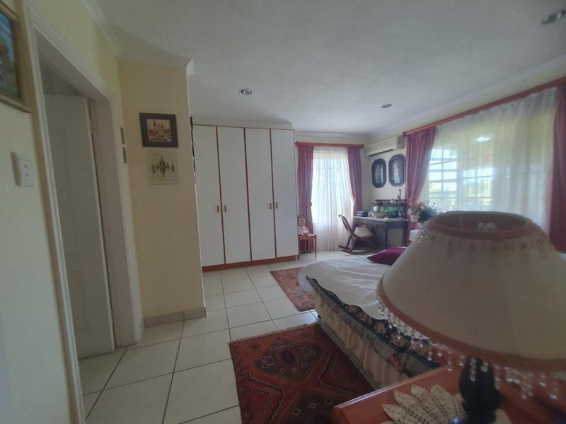 3 Bedroom Property for Sale in Umtentweni KwaZulu-Natal