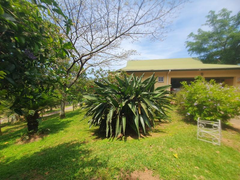 3 Bedroom Property for Sale in Umtentweni KwaZulu-Natal