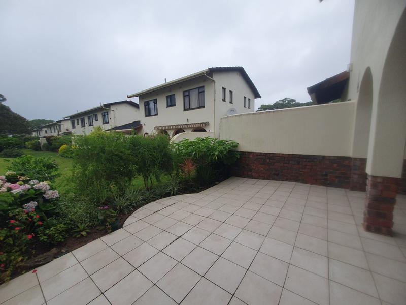 2 Bedroom Property for Sale in Umtentweni KwaZulu-Natal