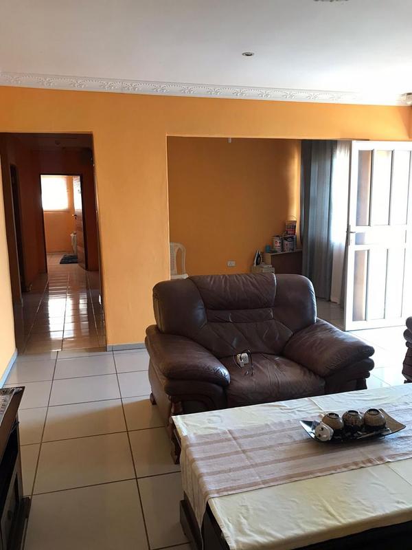 To Let 4 Bedroom Property for Rent in Avoca KwaZulu-Natal