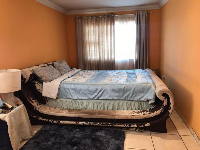 To Let 4 Bedroom Property for Rent in Avoca KwaZulu-Natal