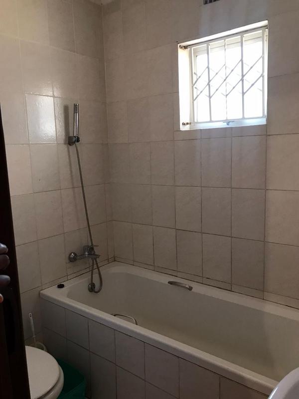 To Let 4 Bedroom Property for Rent in Avoca KwaZulu-Natal