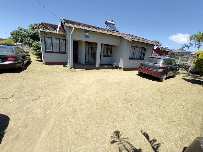 3 Bedroom Property for Sale in Kwamashu KwaZulu-Natal