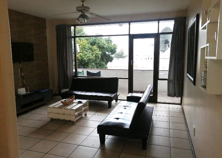 2 Bedroom Property for Sale in Pinetown KwaZulu-Natal