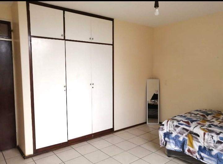 2 Bedroom Property for Sale in Pinetown KwaZulu-Natal