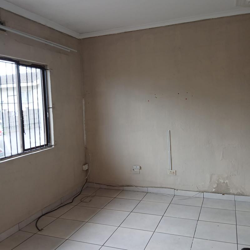 To Let 1 Bedroom Property for Rent in Montclair KwaZulu-Natal