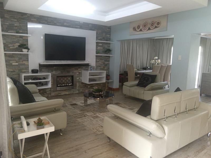 5 Bedroom Property for Sale in Yellowwood Park KwaZulu-Natal