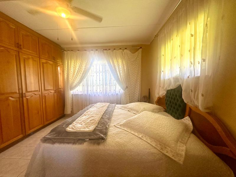 4 Bedroom Property for Sale in Yellowwood Park KwaZulu-Natal