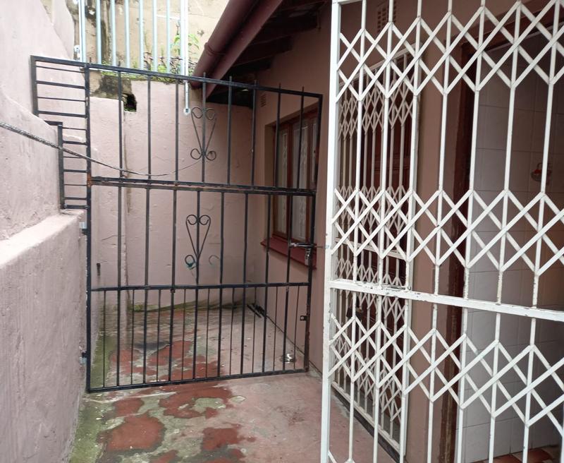 To Let 1 Bedroom Property for Rent in Moorton KwaZulu-Natal