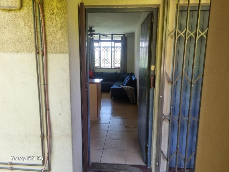 2 Bedroom Property for Sale in Bellair KwaZulu-Natal