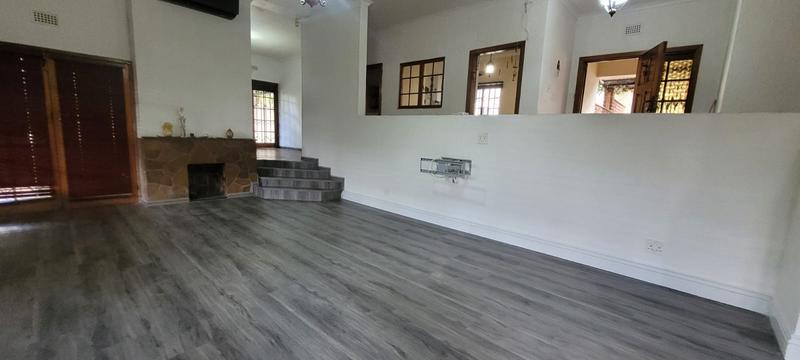 To Let 4 Bedroom Property for Rent in Umkomaas KwaZulu-Natal