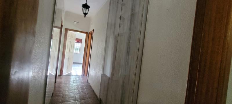 To Let 4 Bedroom Property for Rent in Umkomaas KwaZulu-Natal