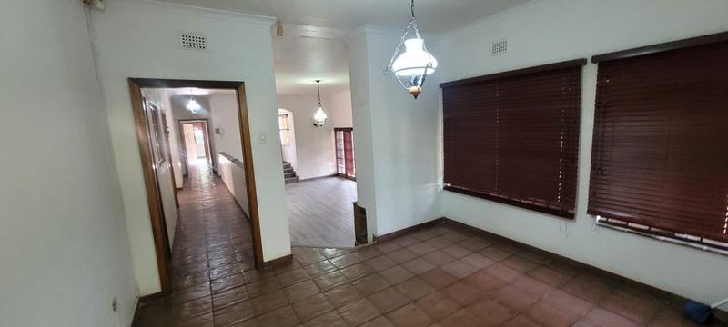 To Let 4 Bedroom Property for Rent in Umkomaas KwaZulu-Natal