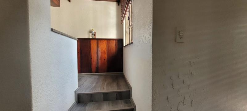 To Let 4 Bedroom Property for Rent in Umkomaas KwaZulu-Natal