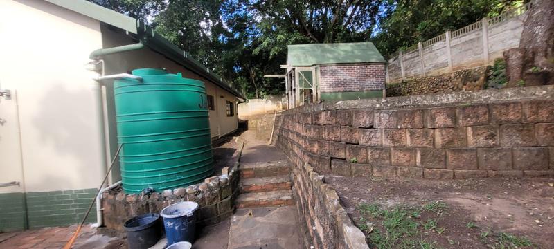 To Let 4 Bedroom Property for Rent in Umkomaas KwaZulu-Natal