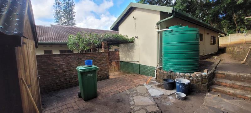 To Let 4 Bedroom Property for Rent in Umkomaas KwaZulu-Natal