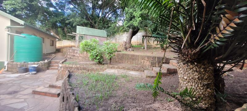 To Let 4 Bedroom Property for Rent in Umkomaas KwaZulu-Natal