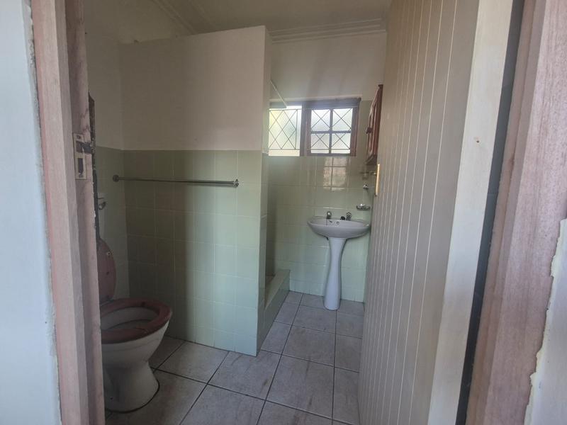 To Let 1 Bedroom Property for Rent in Umkomaas KwaZulu-Natal