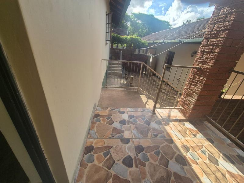 To Let 1 Bedroom Property for Rent in Umkomaas KwaZulu-Natal