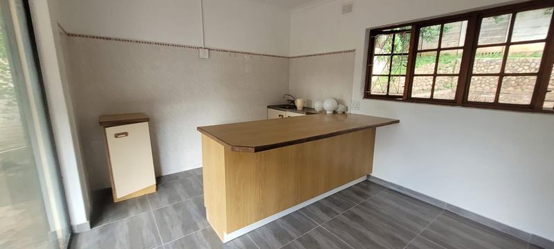 To Let 1 Bedroom Property for Rent in Umkomaas KwaZulu-Natal