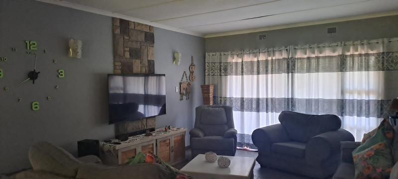 3 Bedroom Property for Sale in Umkomaas KwaZulu-Natal