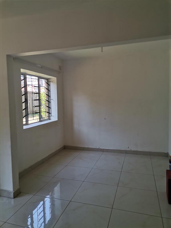 To Let 2 Bedroom Property for Rent in Empangeni Central KwaZulu-Natal