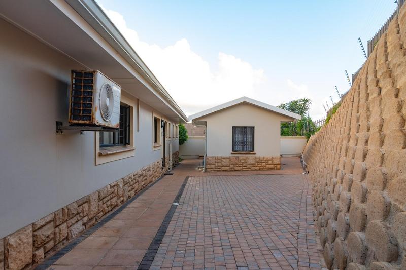 3 Bedroom Property for Sale in Shakas Rock KwaZulu-Natal