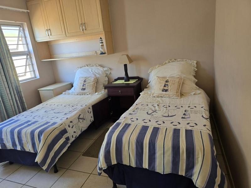 2 Bedroom Property for Sale in Winklespruit KwaZulu-Natal