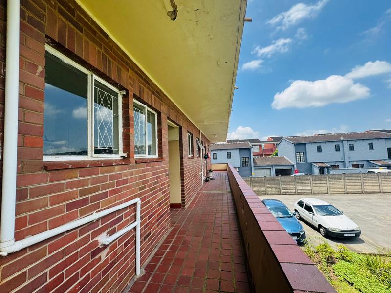 1 Bedroom Property for Sale in Pinetown KwaZulu-Natal