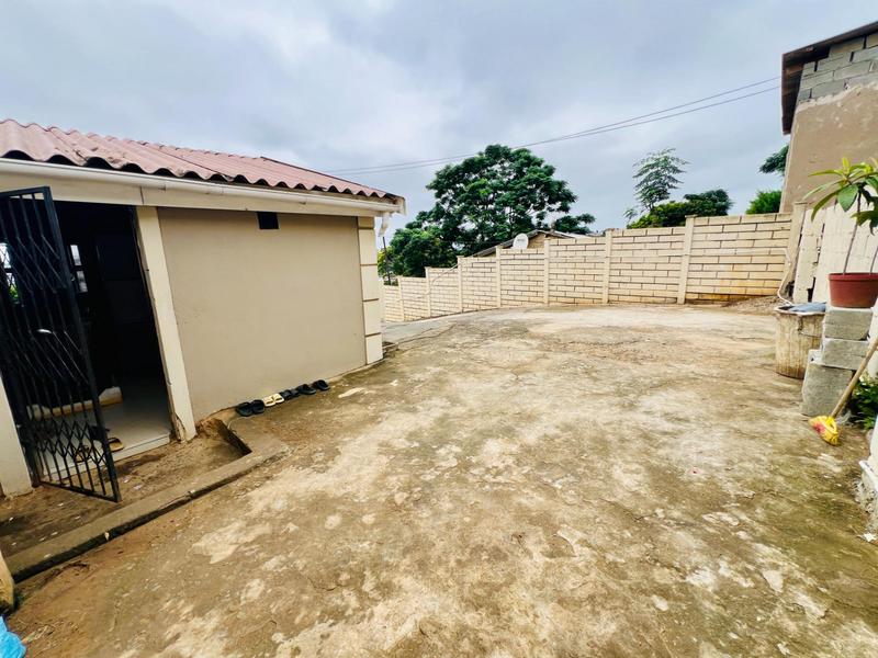 3 Bedroom Property for Sale in Kwamashu KwaZulu-Natal