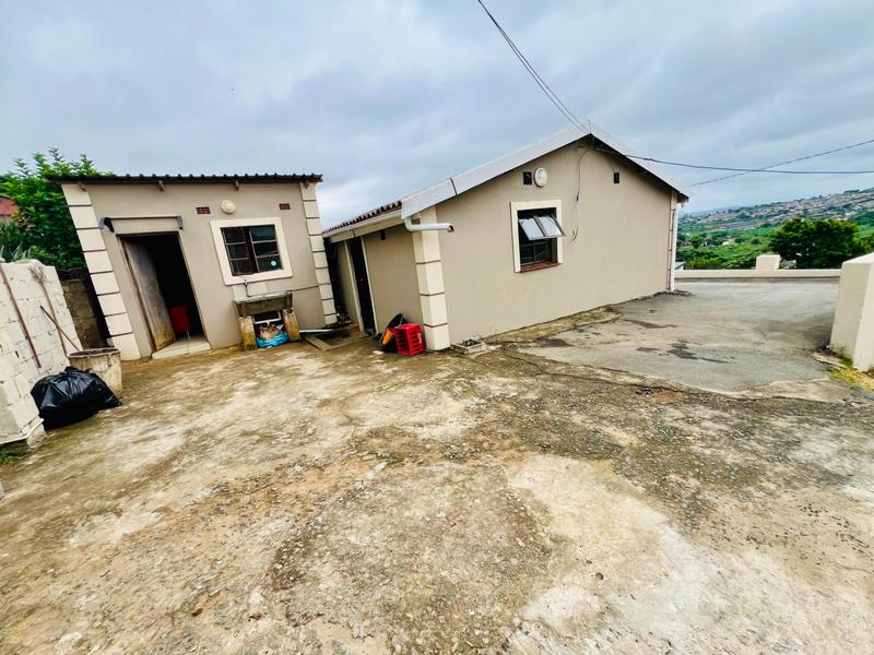 3 Bedroom Property for Sale in Kwamashu KwaZulu-Natal