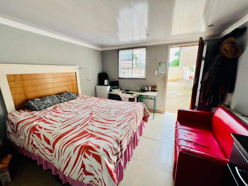 3 Bedroom Property for Sale in Kwamashu KwaZulu-Natal