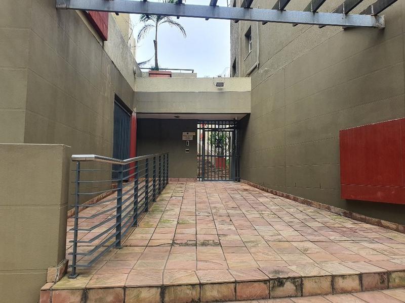 To Let 1 Bedroom Property for Rent in New Town Centre KwaZulu-Natal