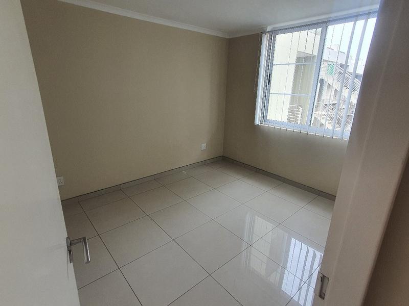 To Let 1 Bedroom Property for Rent in New Town Centre KwaZulu-Natal